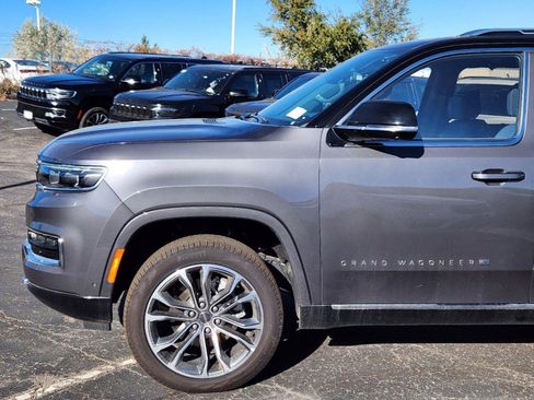 New 2024 Jeep Grand Wagoneer Series III w/ HD Trailer Tow Package image 48