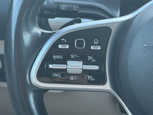 Used 2020 Mercedes-Benz GLB 250 4MATIC image 26