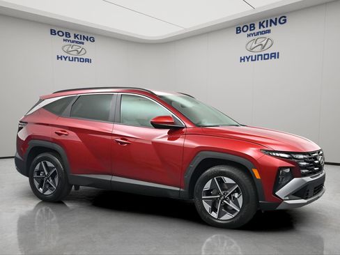 New 2026 Hyundai Tucson SEL FWD image 2