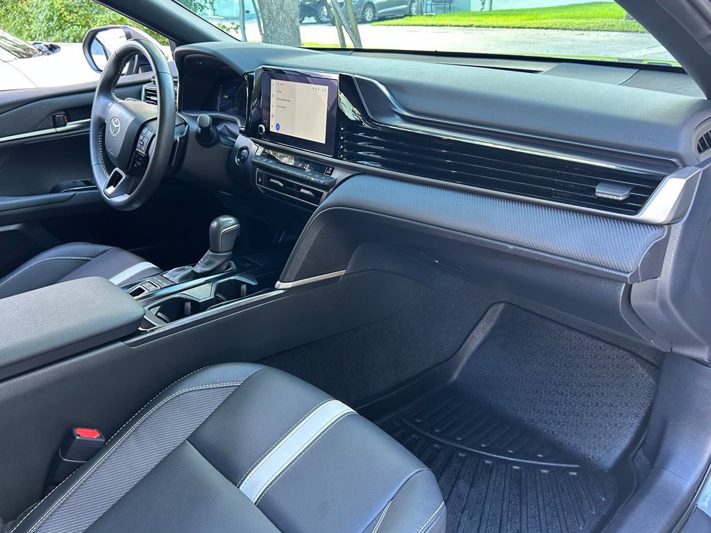 Used 2025 Toyota Camry SE FWD image 45