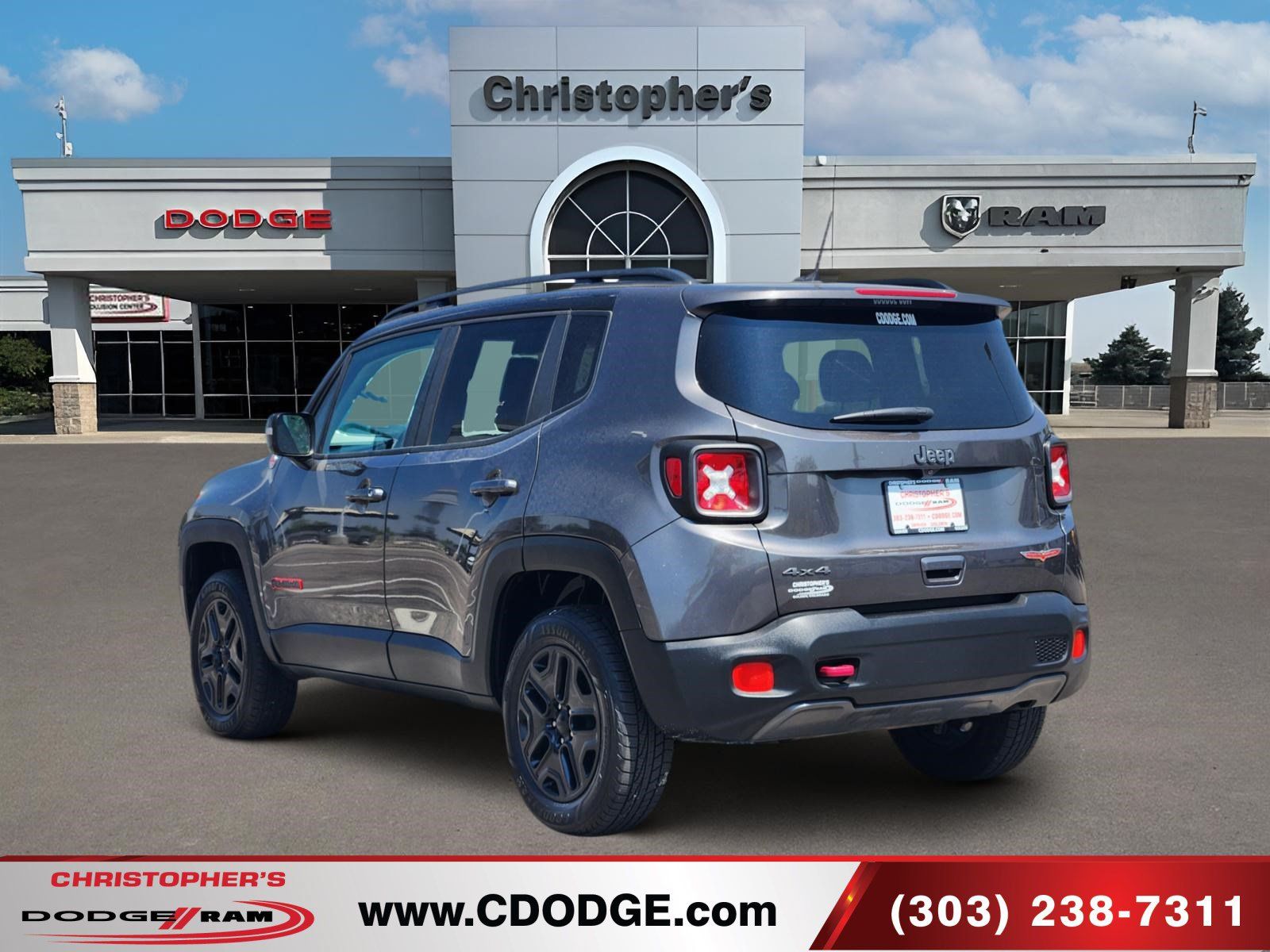 Used 2018 Jeep Renegade Trailhawk AWD/4WD image 5
