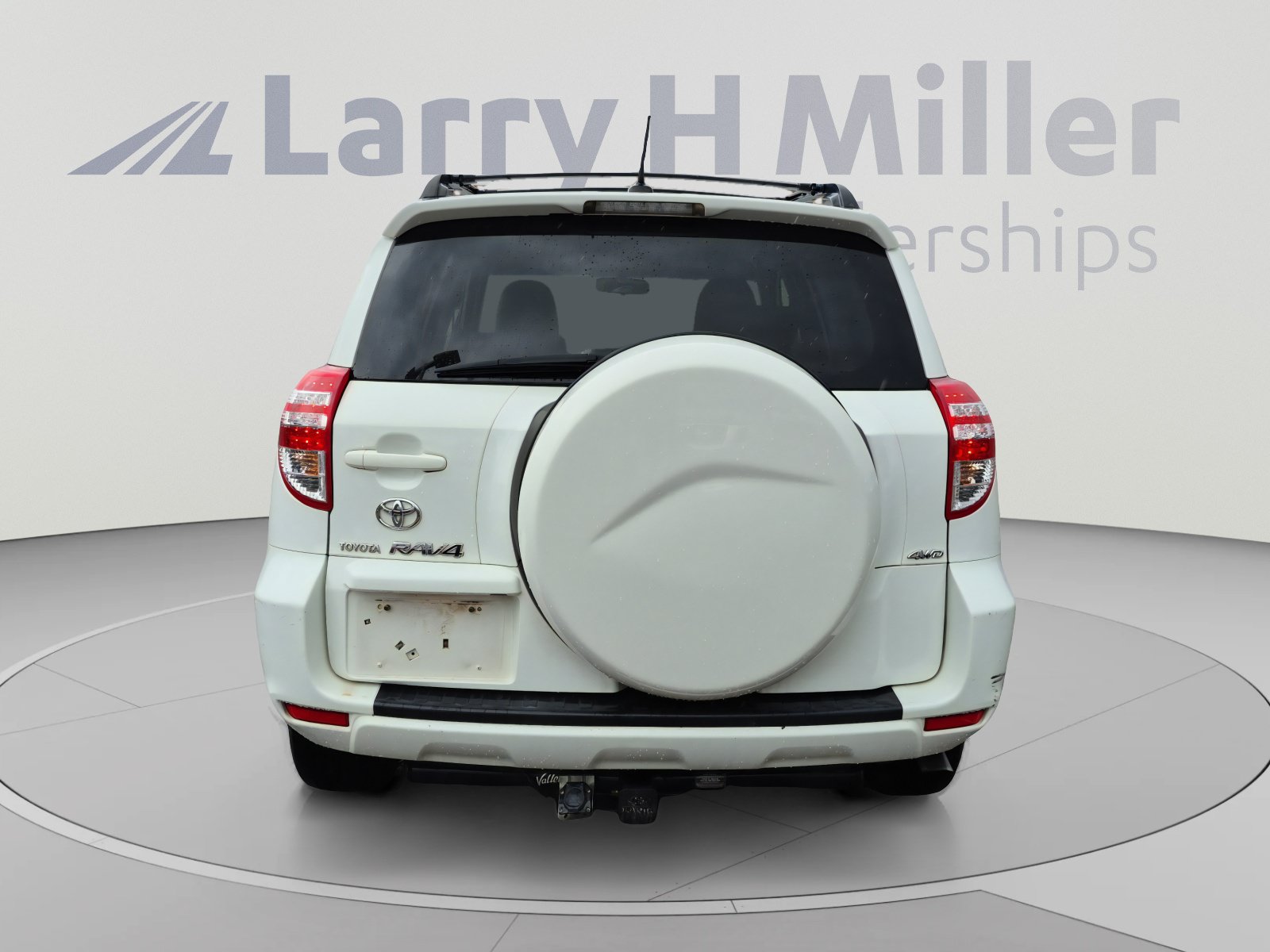 Used 2009 Toyota RAV4 4WD V6 w/ Tow Prep Pkg image 4