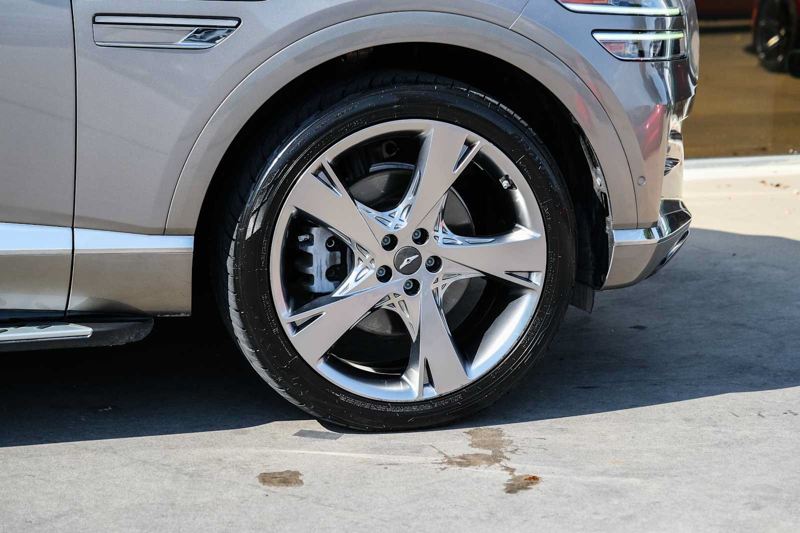 Used 2021 Genesis GV80 2.5T w/ Prestige Package 04 AWD/4WD image 8