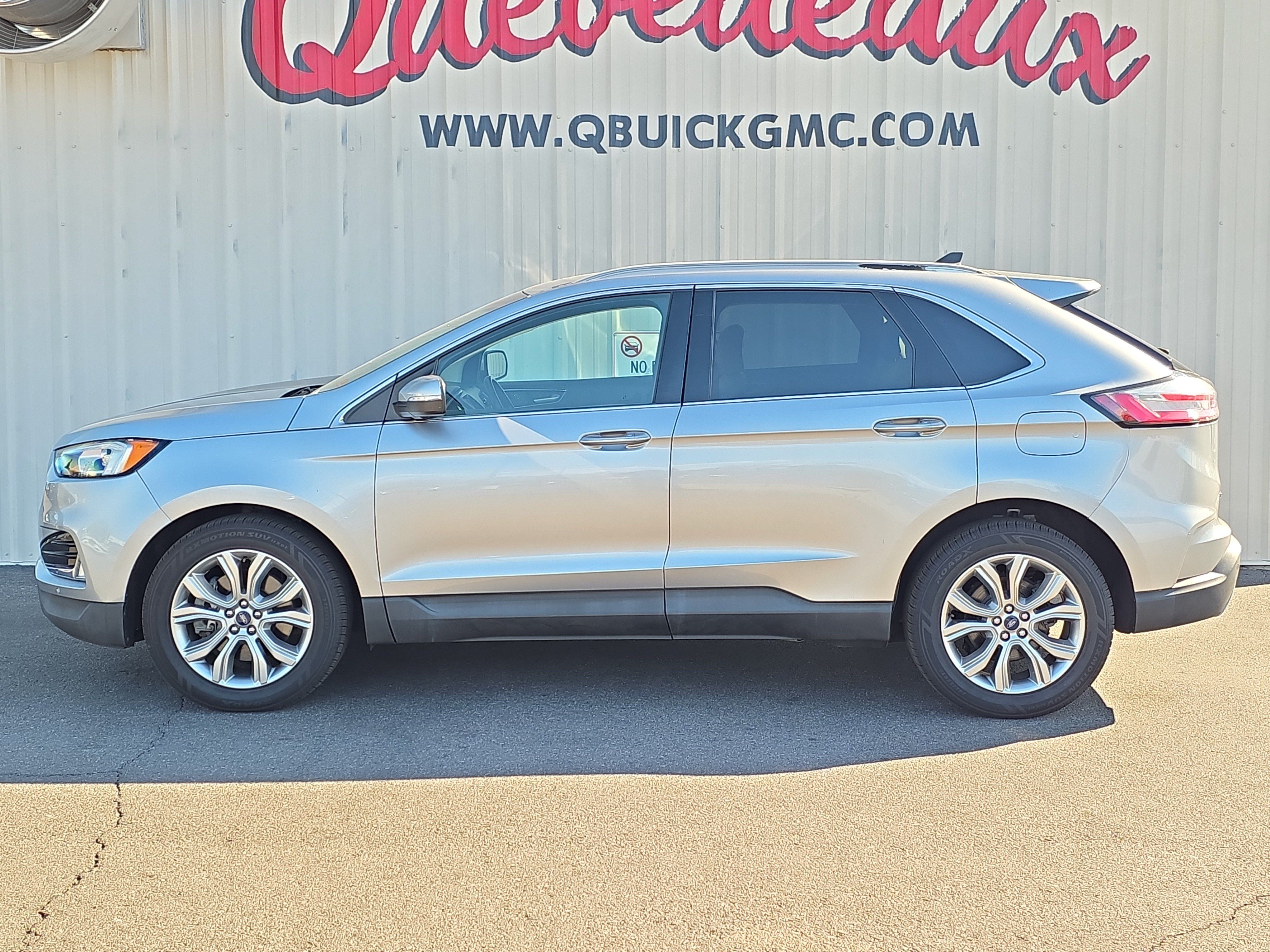 Used 2020 Ford Edge Titanium w/ Cargo Accessory Package AWD/4WD image 4