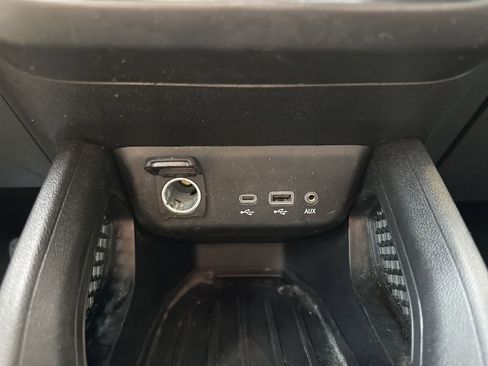 Used 2021 Chevrolet TrailBlazer LT w/ Convenience Package image 23