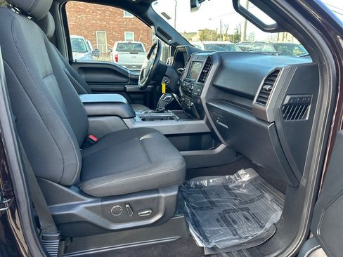 Used 2018 Ford F150 XLT w/ Equipment Group 302A Luxury image 17