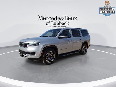 Used 2023 Jeep Wagoneer Series II w/ Flexible Seating Group AWD/4WD image 4