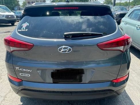 Used 2017 Hyundai Tucson SE FWD image 4