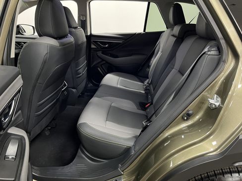 Certified 2025 Subaru Outback Onyx Edition w/ Popular Package #2 image 12