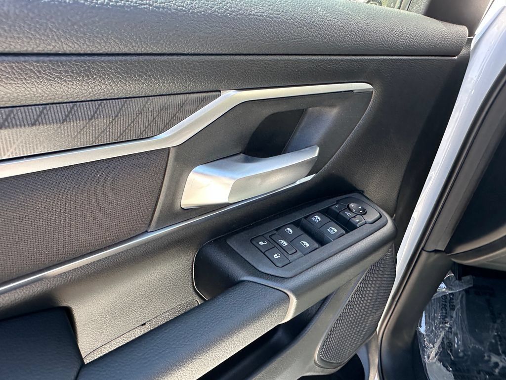 New 2026 RAM 1500 Big Horn w/ Night Edition AWD/4WD image 16