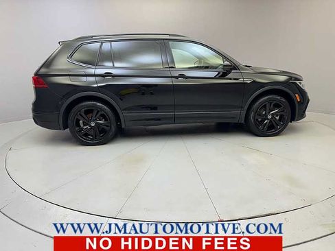 Used 2024 Volkswagen Tiguan SE R-Line AWD/4WD image 6