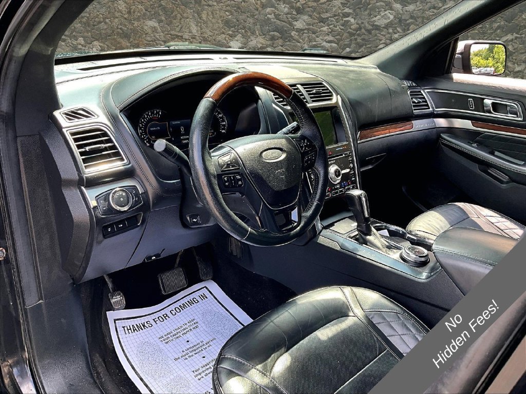 Used 2018 Ford Explorer Platinum AWD/4WD image 12