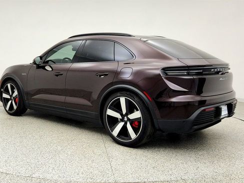 Used 2025 Porsche Macan 4S Electric w/ Premium Package AWD/4WD image 7
