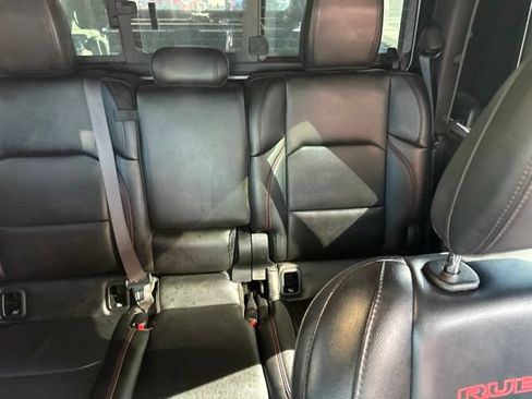 Used 2021 Jeep Gladiator Rubicon AWD/4WD image 10