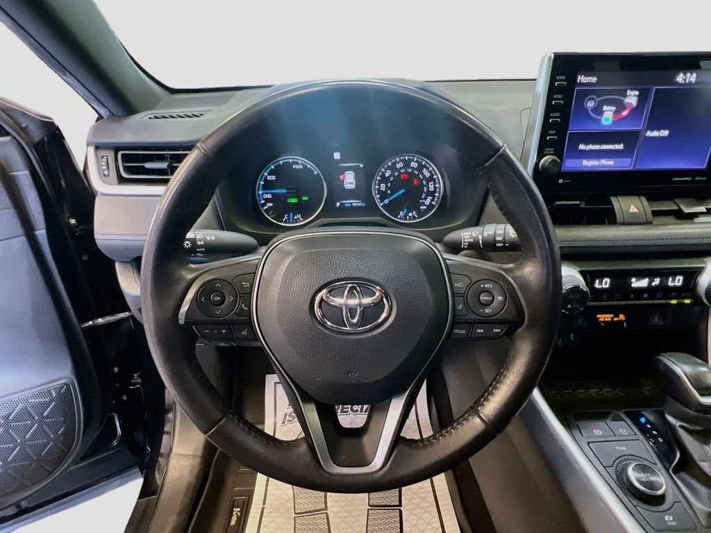 Used 2022 Toyota RAV4 SE w/ Convenience Package AWD/4WD image 11