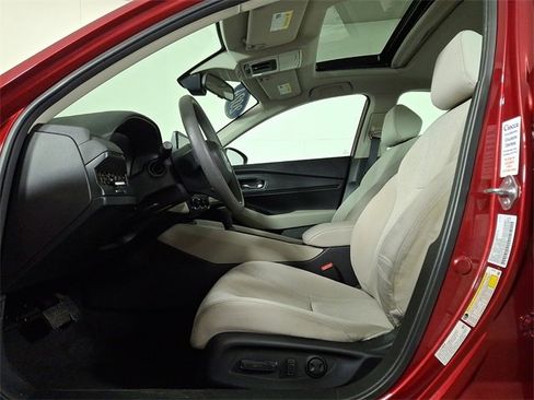 Used 2024 Honda Accord EX image 15
