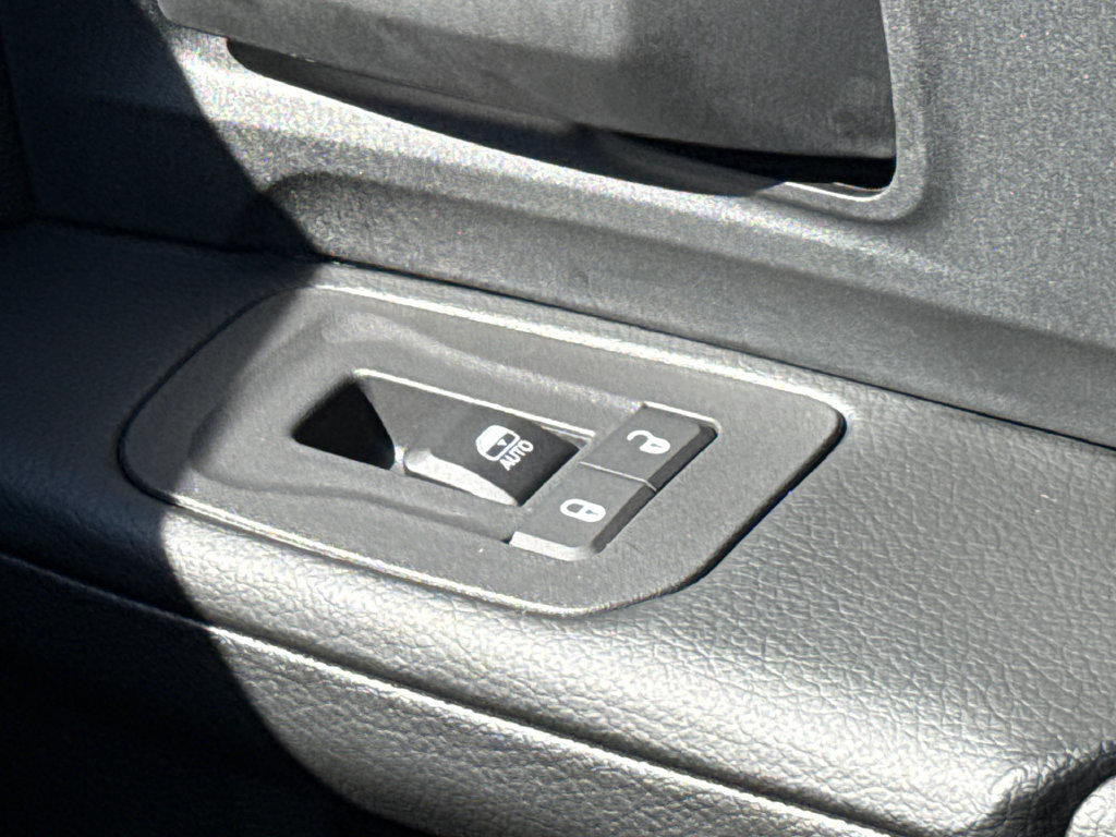 New 2027 RAM 3500 Tradesman AWD/4WD image 13