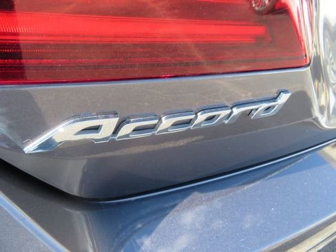 Used 2017 Honda Accord EX-L image 20