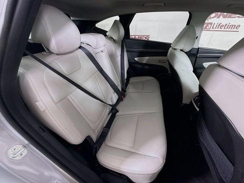 Certified 2024 Hyundai Tucson Limited AWD/4WD image 32