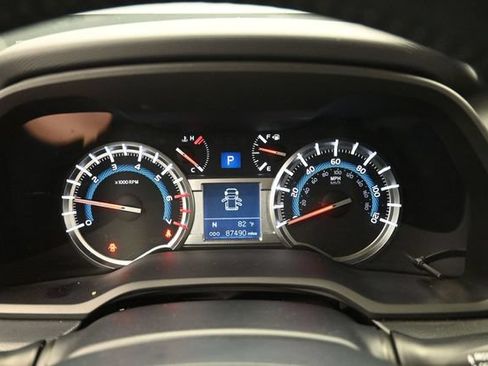 Used 2018 Toyota 4Runner Limited AWD/4WD image 26