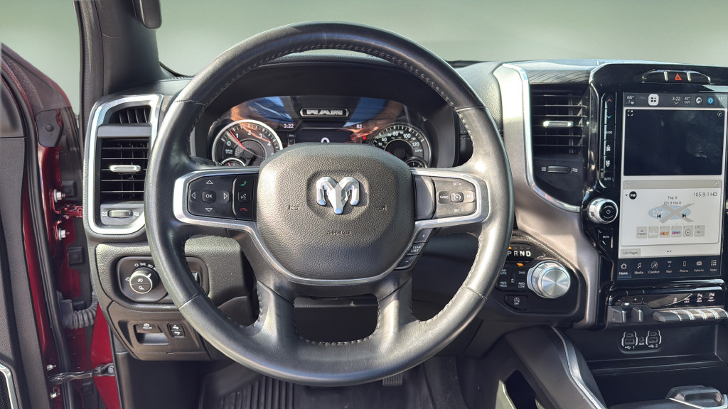 Used 2023 RAM 1500 Laramie AWD/4WD image 23