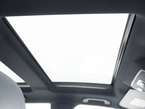 Used 2019 Mercedes-Benz GLE 400 4MATIC image 33