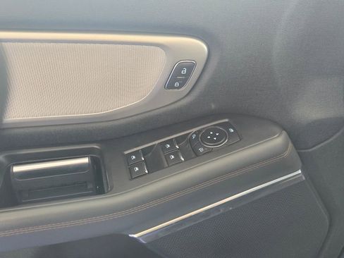 Used 2025 Ford Expedition Max Active AWD/4WD image 12