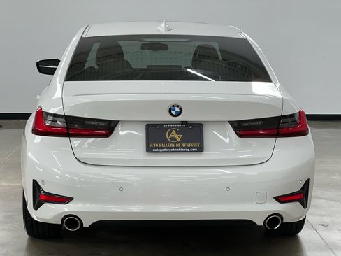 Used 2019 BMW 330i Sedan w/ Convenience Package image 6