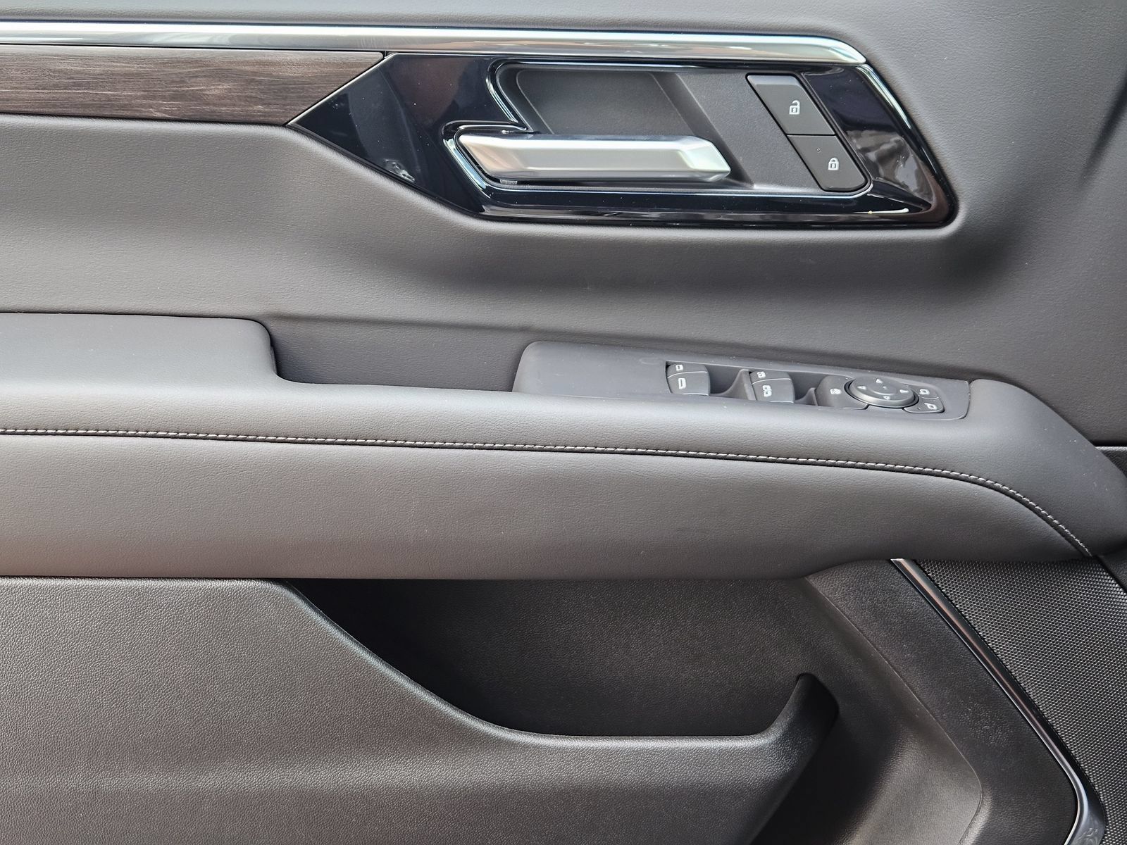 New 2026 Chevrolet Tahoe LS RWD image 22