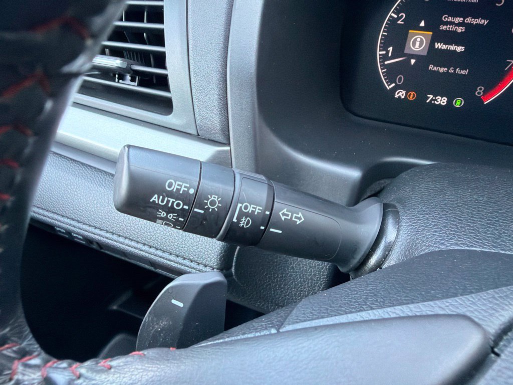 Used 2025 Honda Odyssey Sport-L image 29