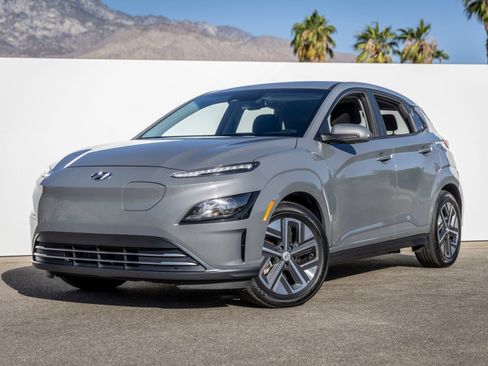 Used 2023 Hyundai Kona SEL w/ Cargo Package FWD image 1