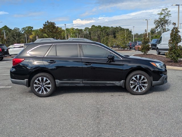 Used 2017 Subaru Outback 3.6R Limited AWD/4WD image 2