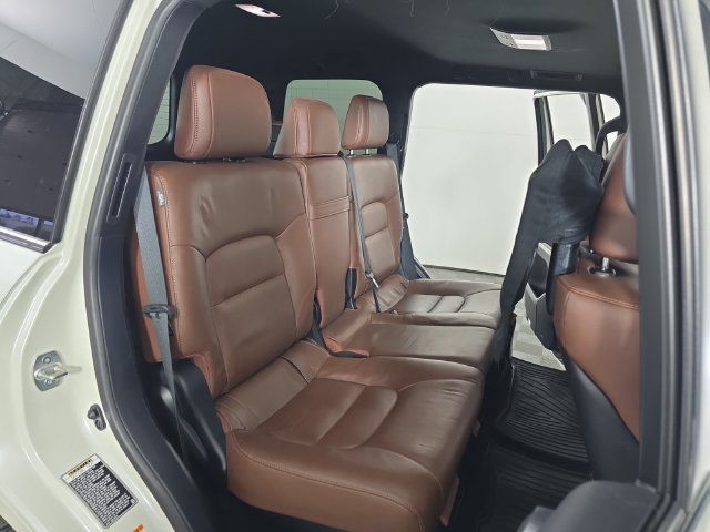 Used 2016 Toyota Land Cruiser AWD/4WD image 32