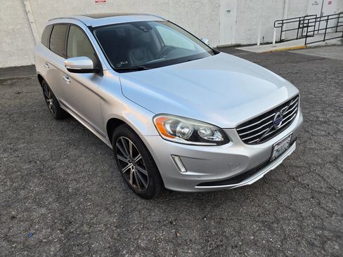 Used 2015 Volvo XC60 T5 Premier image 9
