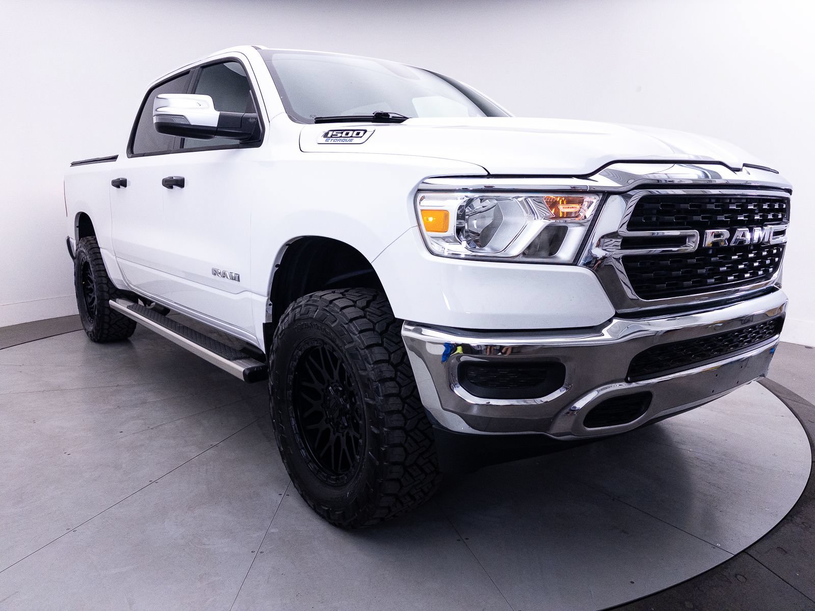 Used 2023 RAM 1500 Big Horn AWD/4WD image 14