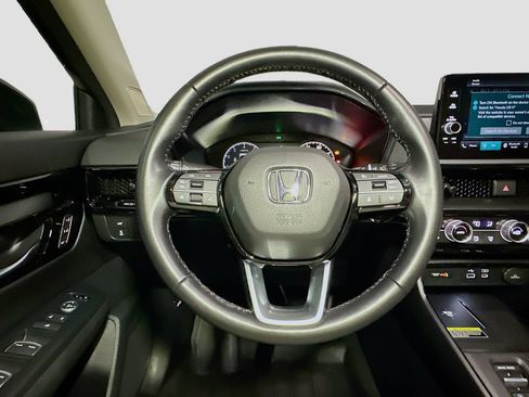 Used 2025 Honda CR-V EX-L image 13