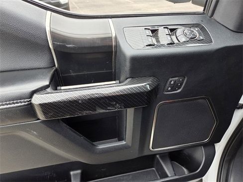 Used 2020 Ford F150 Raptor w/ Equipment Group 802A Luxury image 17