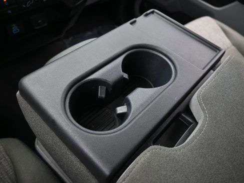 Used 2025 Ford F250 XLT image 29