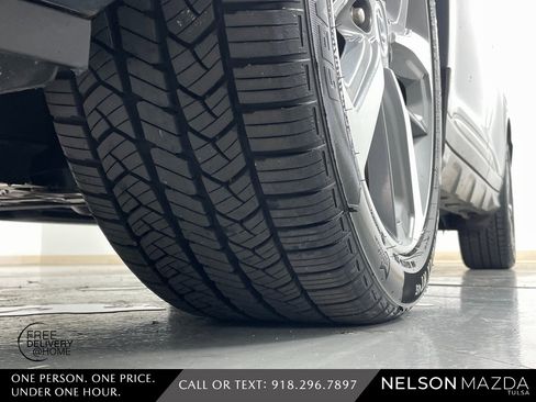 Used 2021 Hyundai Kona Ultimate w/ Cargo Package image 9