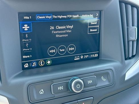 Used 2023 GMC Terrain SLE w/ Driver Convenience Package FWD image 16