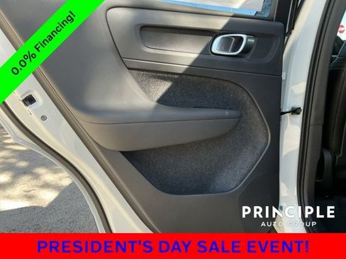 New 2026 Volvo XC40 B5 Core image 27