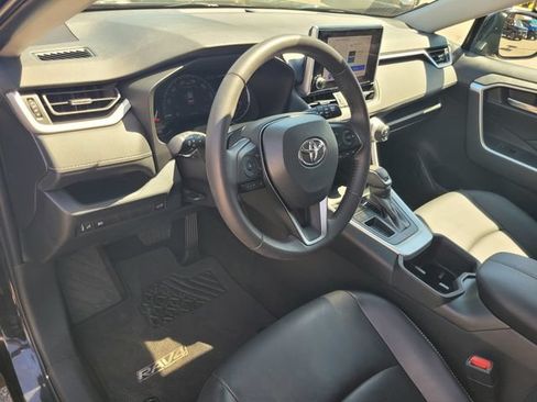 Used 2023 Toyota RAV4 XLE Premium FWD image 9