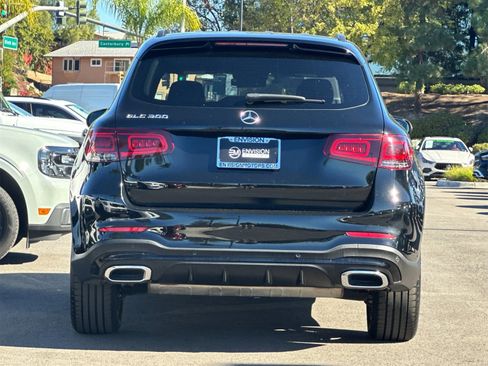 Certified 2022 Mercedes-Benz GLC 300 image 4