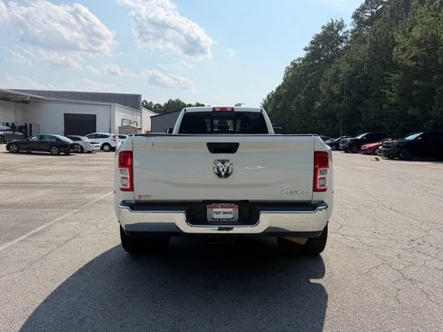 Used 2024 RAM 3500 Tradesman w/ Chrome Appearance Group AWD/4WD image 7
