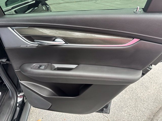 Used 2022 Cadillac XT5 Sportv w/ Technology Package AWD/4WD image 15