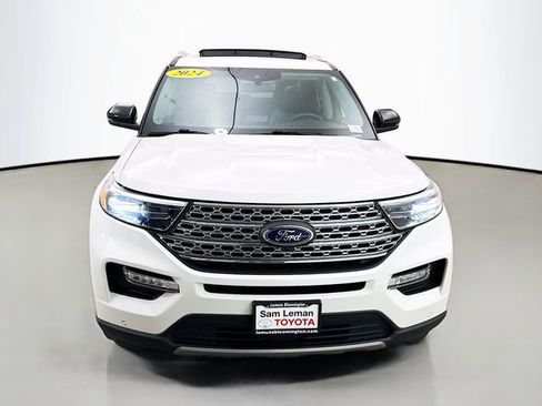 Used 2024 Ford Explorer Limited w/ Limited Technology Package AWD/4WD image 2