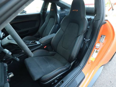 Used 2026 Porsche 911 GT3 RWD image 22