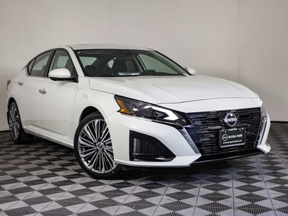 New 2025 Nissan Altima 2.5 SL