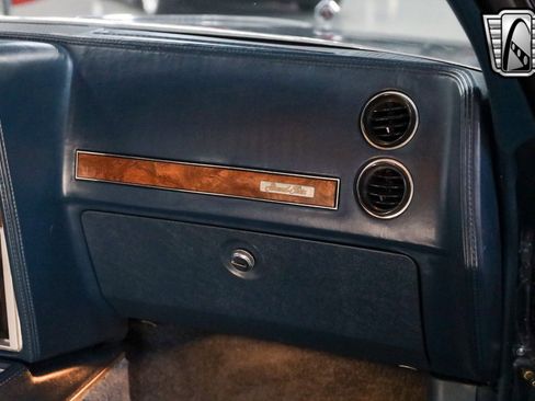 Used 1987 Pontiac Grand Prix LE image 26