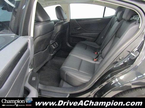 Used 2021 Lexus ES 350 w/ Accessory Package image 15